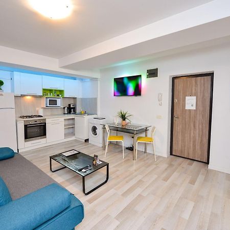 Ben Yehuda - Shabbat Friendly Apartments Bucharest Exterior photo